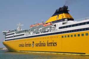 Ferry de Castellammare di Stabia a Seiano