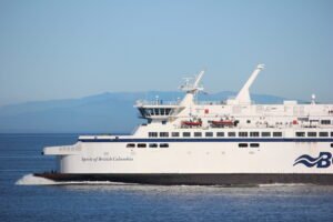 Ferry de Cetara a Vietri sul mare