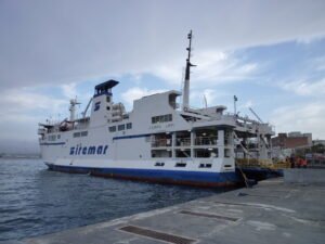 Ferry de Ginostra (Estrómboli) a Panarea