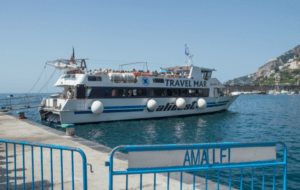 Ferry de Amalfi a Vietri sul mare