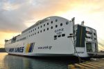 Ferry De Atenas A Creta